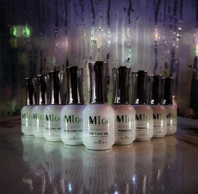 AMIGO Soak Off 젤 매니큐어 18ml 맞춤형 라벨 컬러 UV LED 램프 젤 폴란드어